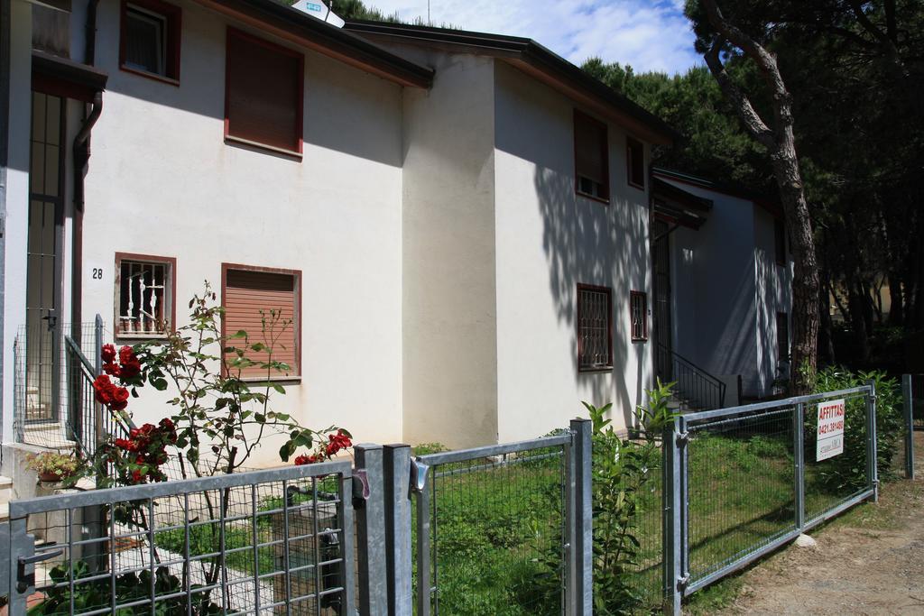 Villaggio Solveig Family Apartments Lido di Jesolo Kültér fotó